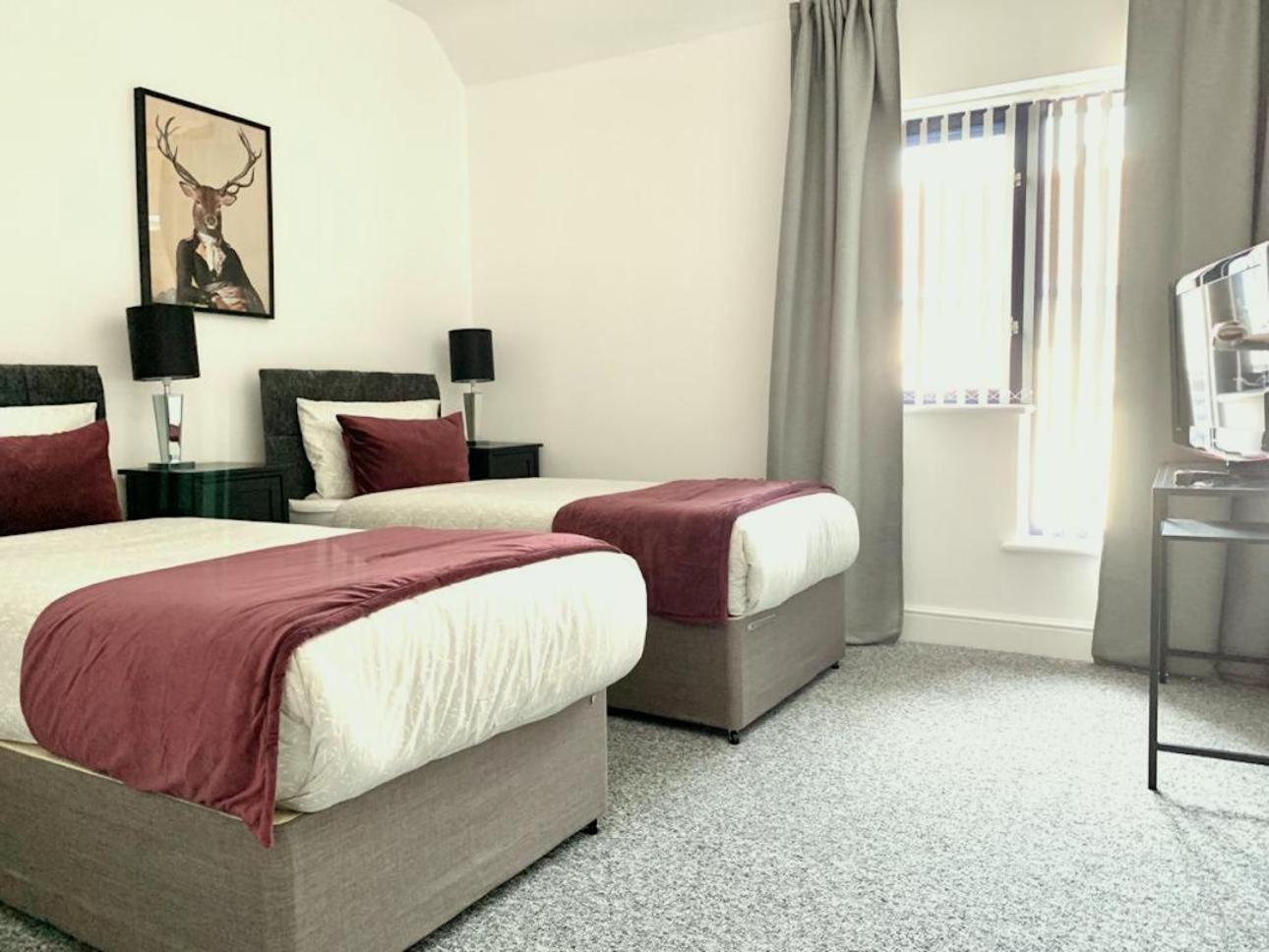 Premium Apartments Thatcham Broadway Exterior foto